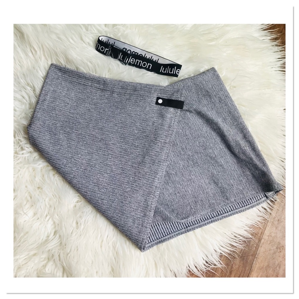 Lululemon Vinyasa Scarf Hold Your Own Headband Black White One Size